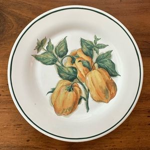 Williams Sonoma Yellow Bell Pepper 8.5" Dinner Plate White Green Yellow Portugal